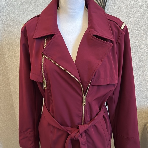 Michael Michael Kors belted raincoat - Picture 2 of 13